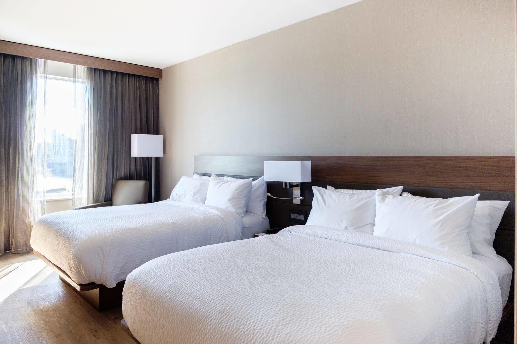Ac Hotel By Marriott Cincinnati At The Banks Exterior foto